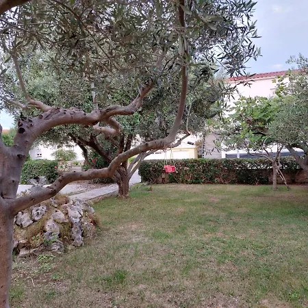 Crnko, 50m From The With Free Parking And Drinkable Tap Water شقة *