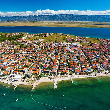 Crnko, 50m From The With Free Parking And Drinkable Tap Water