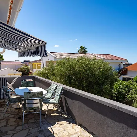 Apartament Crnko, 50m From The With Free Parking And Drinkable Tap Water *