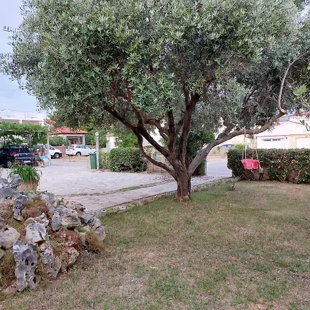 Crnko, 50m From The With Free Parking And Drinkable Tap Water * Vir
