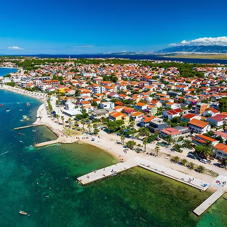 Crnko, 50m From The With Free Parking And Drinkable Tap Water Appartamento *