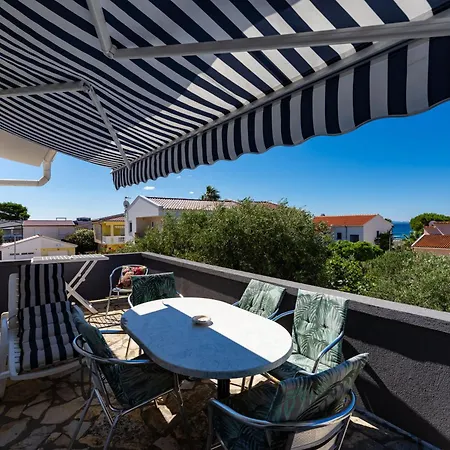 Appartamento Crnko, 50m From The With Free Parking And Drinkable Tap Water