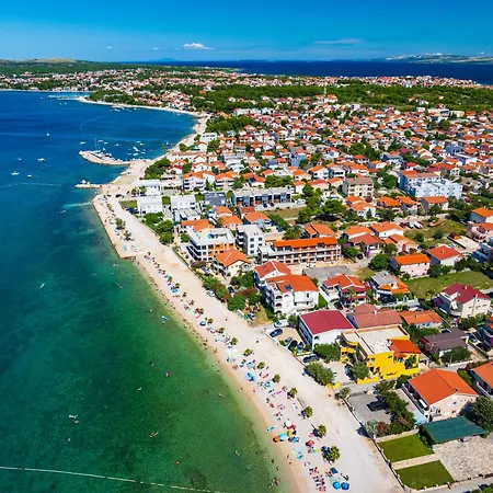 Crnko, 50m From The With Free Parking And Drinkable Tap Water Appartamento