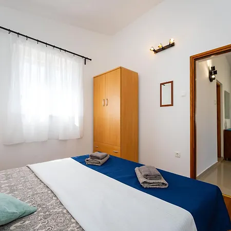 Appartamento Crnko, 50m From The With Free Parking And Drinkable Tap Water *