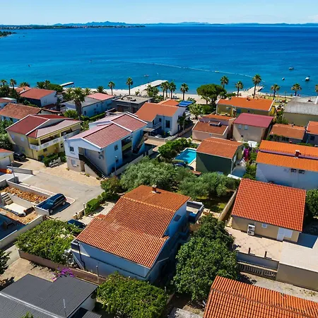 Crnko, 50m From The With Free Parking And Drinkable Tap Water Appartamento *