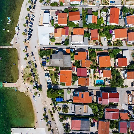 Apartman Crnko, 50m From The With Free Parking And Drinkable Tap Water