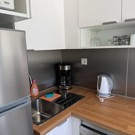 Crnko, 50m From The With Free Parking And Drinkable Tap Water Apartman *